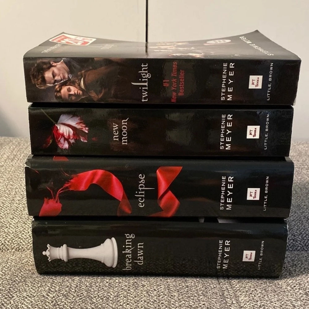 Twilight Saga 4 book set